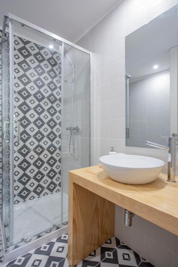 Orm - Martires & Pinheiro Apartments Porto Eksteriør billede